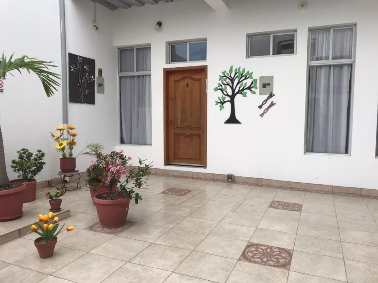 Hotel Las Palmas Esmeraldas Buitenkant foto