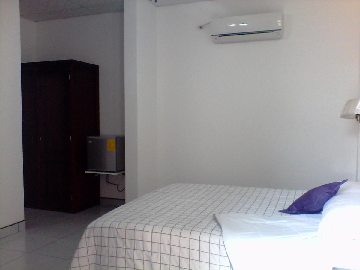 Hotel Las Palmas Esmeraldas Buitenkant foto