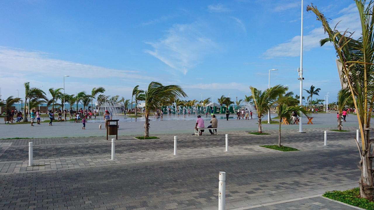 Hotel Las Palmas Esmeraldas Buitenkant foto