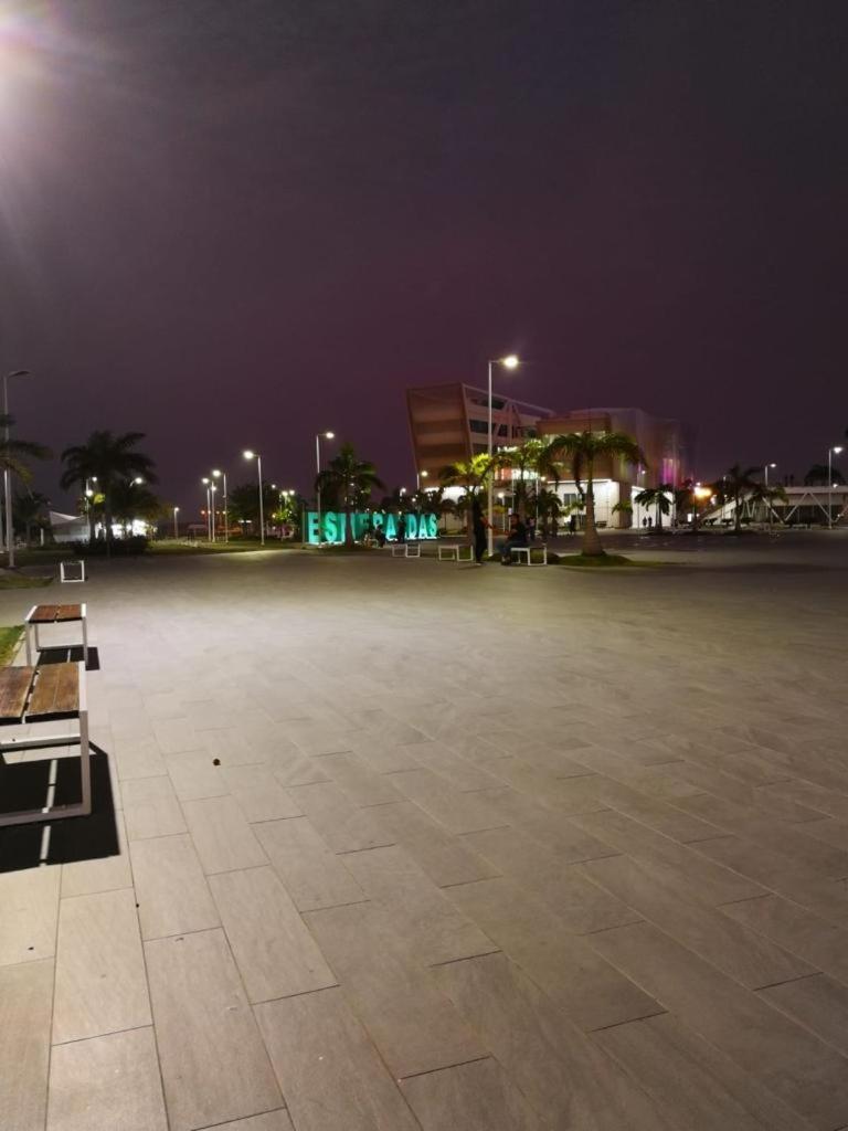 Hotel Las Palmas Esmeraldas Buitenkant foto